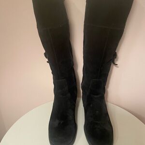 La CANADIENNE Black Knee-High Suede Women's Boots Size 9.5